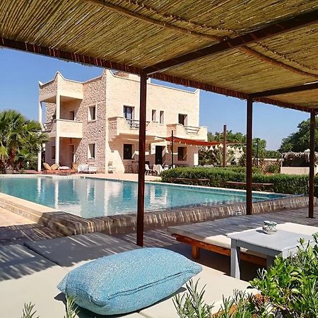 Artgana Lodge Szavíra Kültér fotó